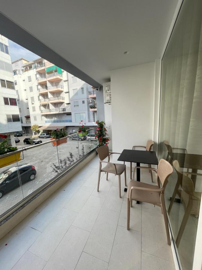 Emerald Inn Apartments Orikum Zewnętrze zdjęcie