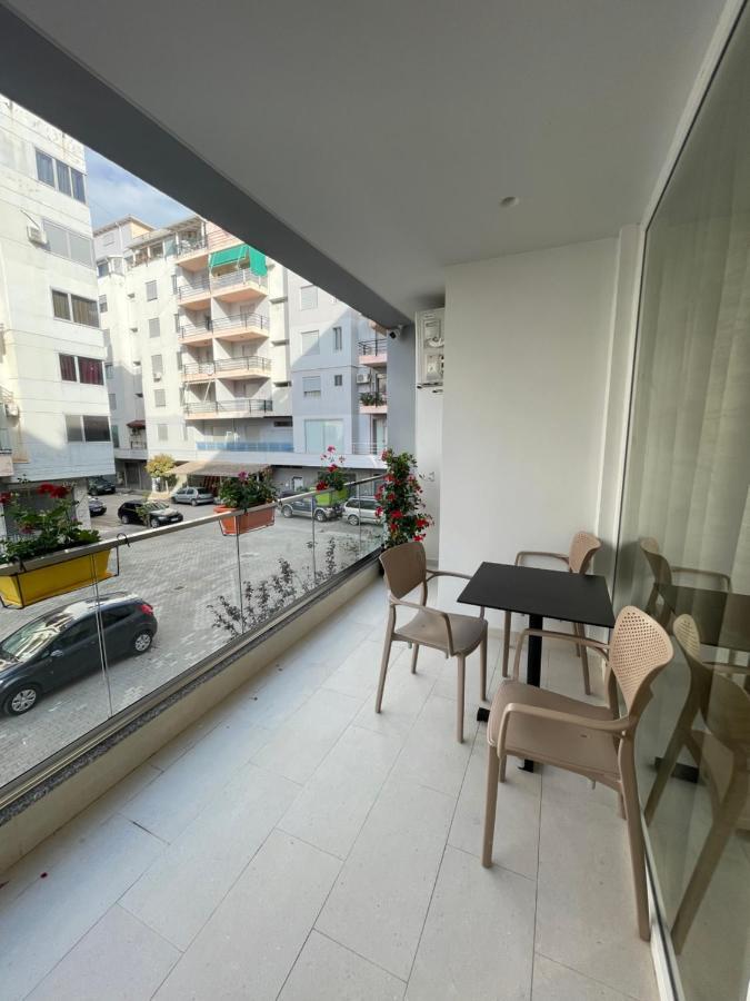Emerald Inn Apartments Orikum Zewnętrze zdjęcie